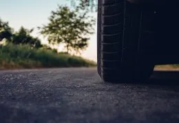Dernier jour pour changer les pneus été : assurez votre sécurité sur la route