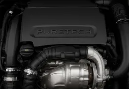 Stellantis dice addio ai motori PureTech e BlueHDi: stop alla produzione a Douvrin