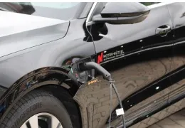 Ricarica auto elettrica: tessera RFID e App Sorgenia