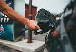 Stop à la vente de voitures essence et diesel à partir de 2035